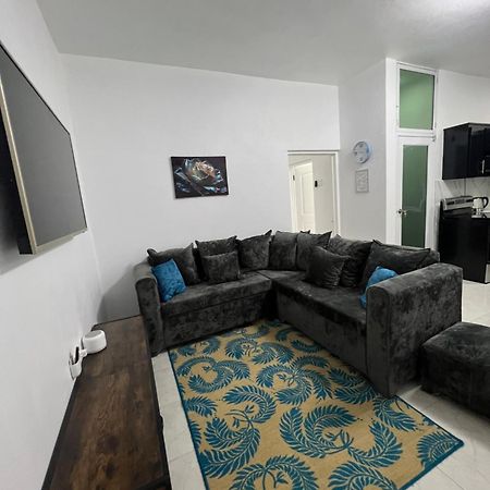 Luxury Apartments At Case De Coco, Ocho Rios Jamaica מראה חיצוני תמונה
