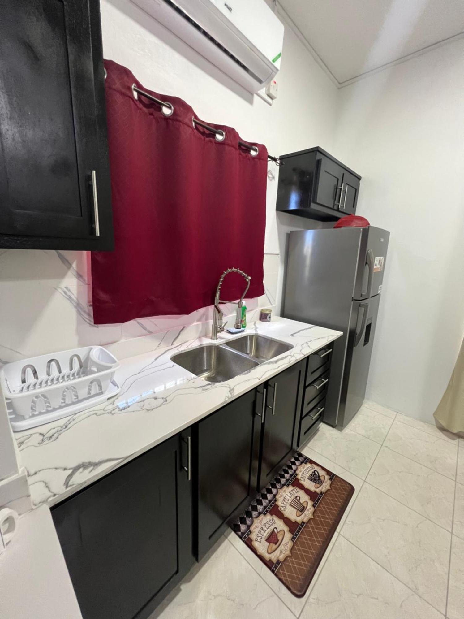 Luxury Apartments At Case De Coco, Ocho Rios Jamaica חדר תמונה