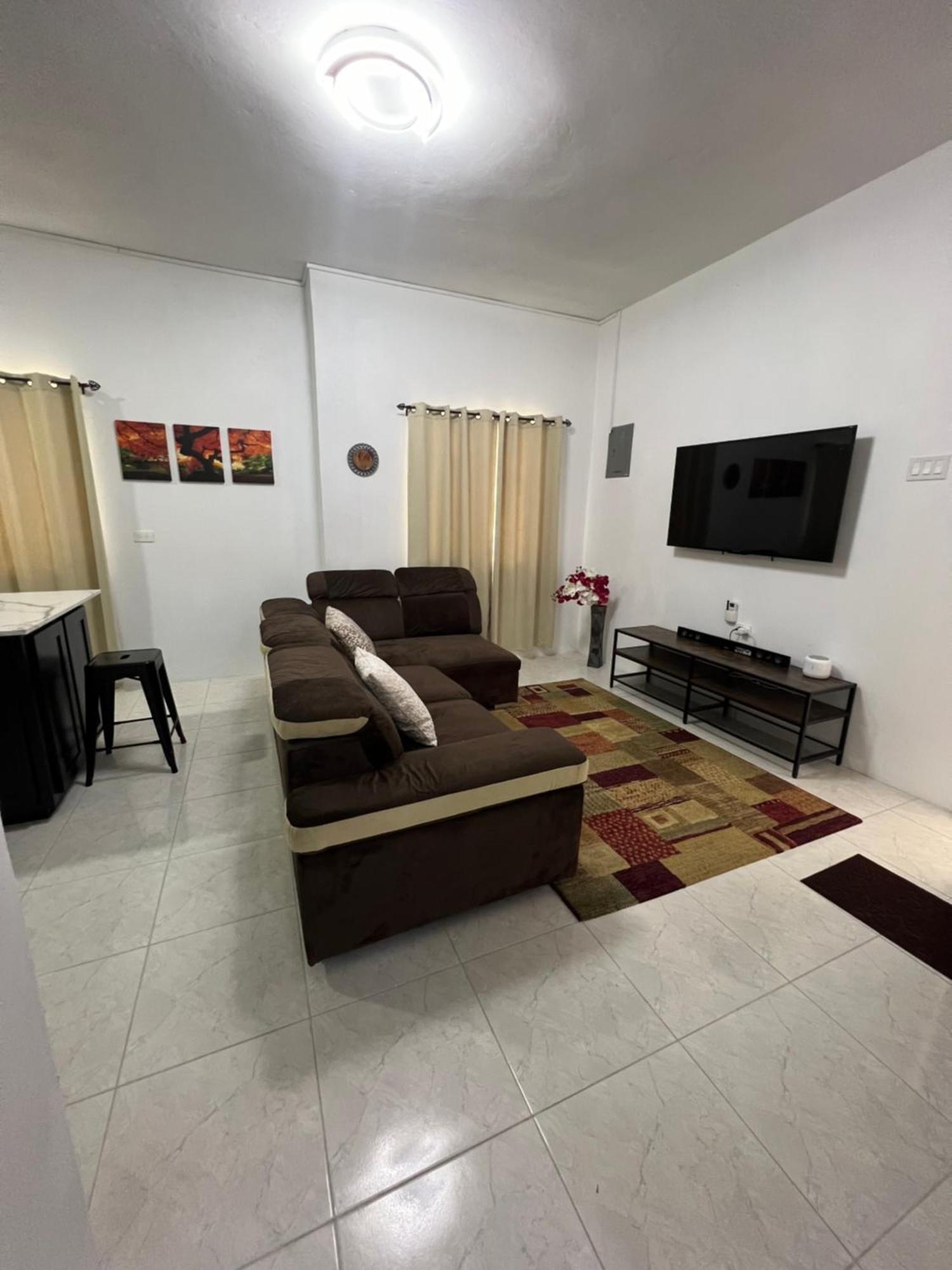 Luxury Apartments At Case De Coco, Ocho Rios Jamaica מראה חיצוני תמונה