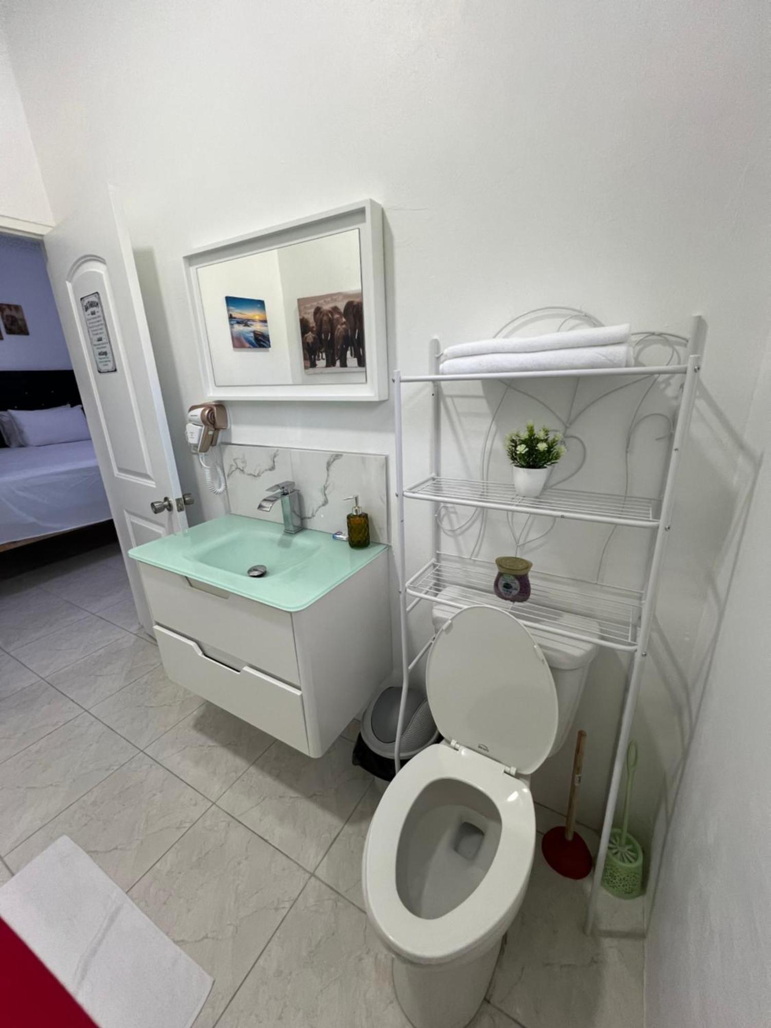 Luxury Apartments At Case De Coco, Ocho Rios Jamaica מראה חיצוני תמונה