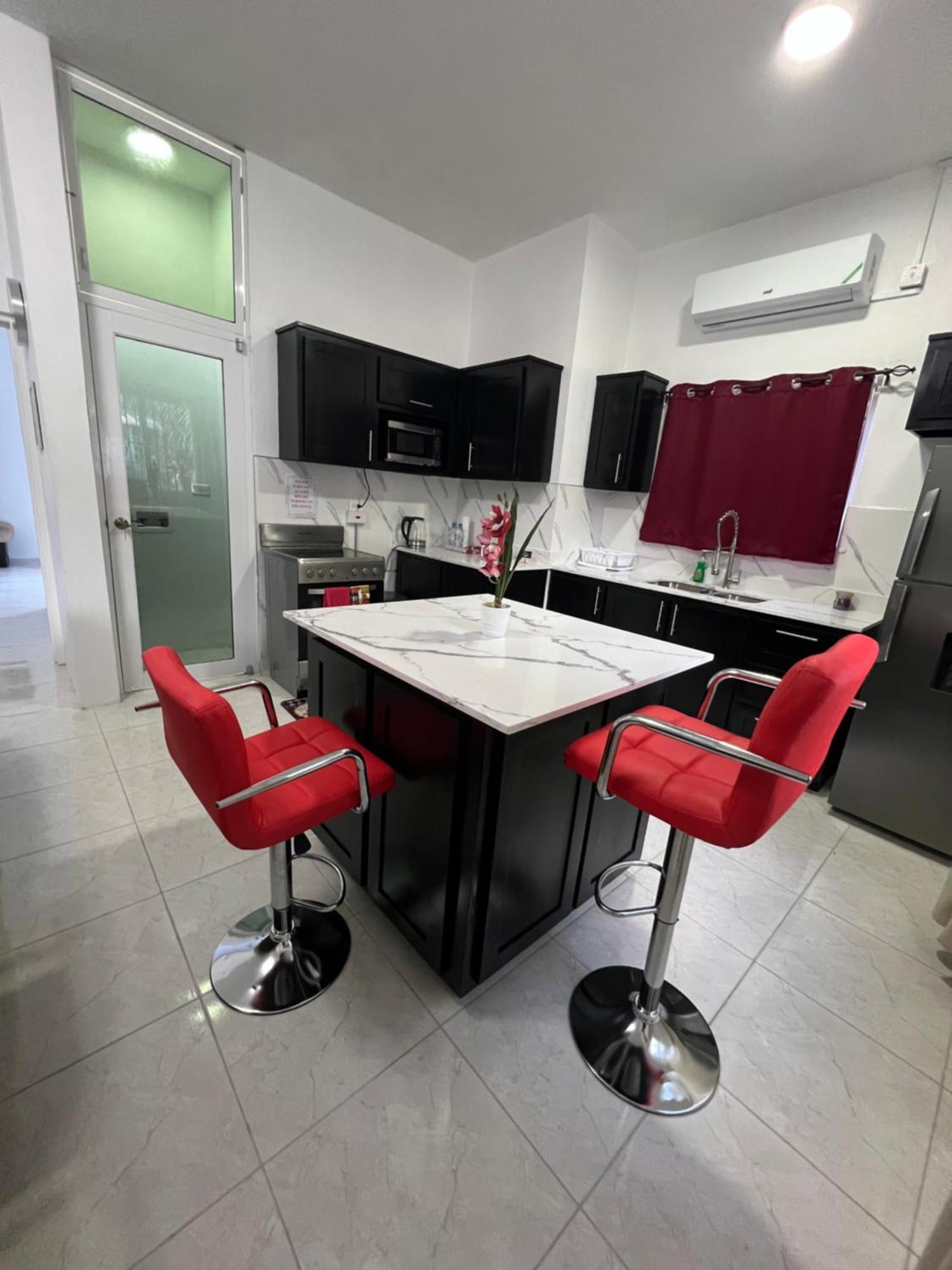 Luxury Apartments At Case De Coco, Ocho Rios Jamaica מראה חיצוני תמונה